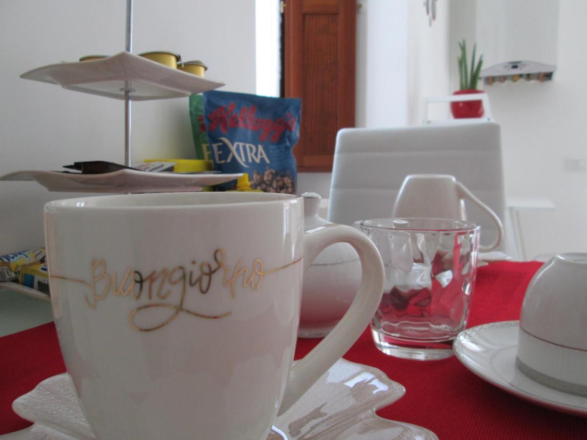 B&B Regina Margherita LʼAquila Exteriör bild