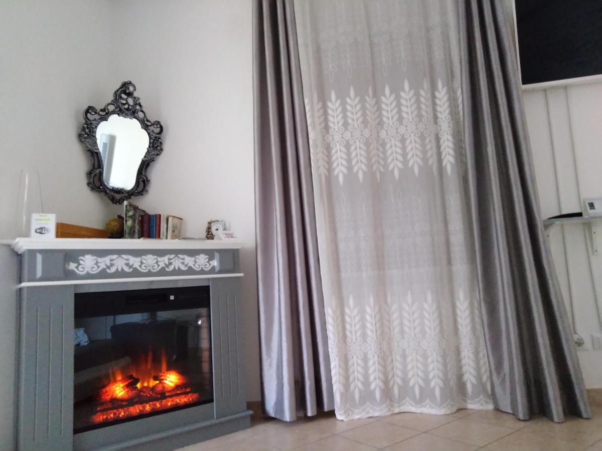 B&B Regina Margherita LʼAquila Exteriör bild